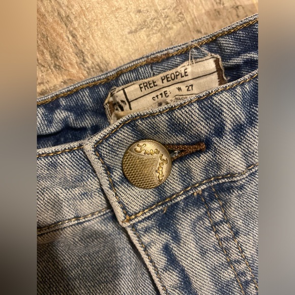 Free People Denmin shorts - Picture 2 of 5